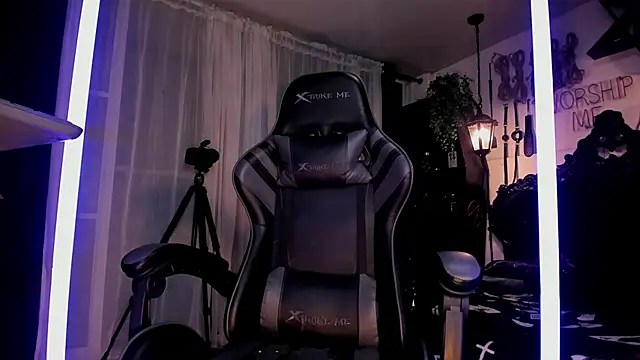 Snapshot of allanhurtss chatting on 6, 12, 2024 allanhurtss online show from 6, 12, 2024