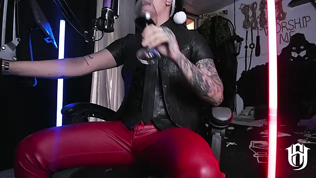 Snapshot of allanhurtss chatting on 24, 12, 2024 allanhurtss online show from 24, 12, 2024