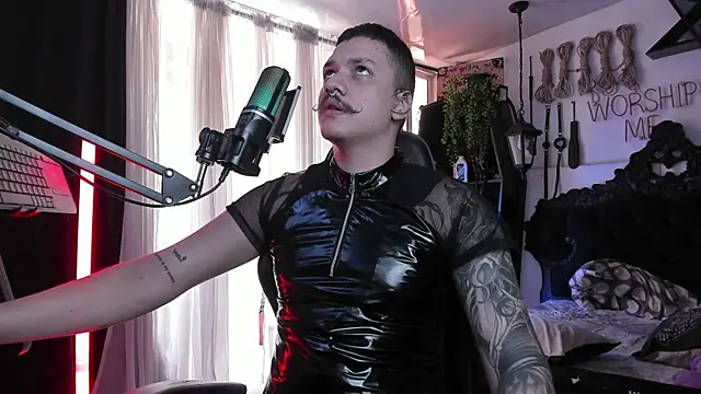 Snapshot of allanhurtss chatting on 21, 1, 2025 allanhurtss online show from 21, 1, 2025