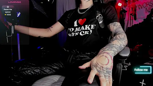 Snapshot of allanhurtss chatting on 5, 10, 2025 allanhurtss online show from 5, 10, 2025