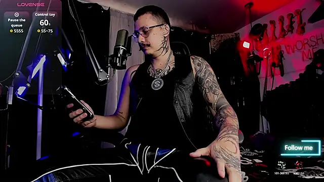 Snapshot of allanhurtss chatting on 25, 10, 2025 allanhurtss online show from 25, 10, 2025