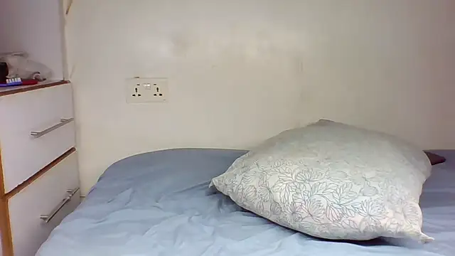 Precious Diva online show from 23, 4, 2026