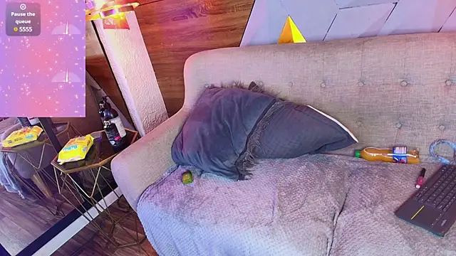 sarah banks1 online show from 19, 2, 2025