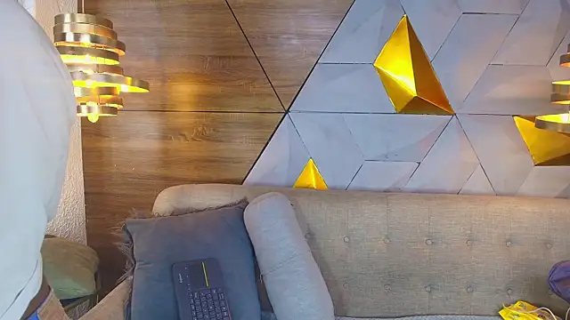 sarah banks1 online show from 20, 3, 2025