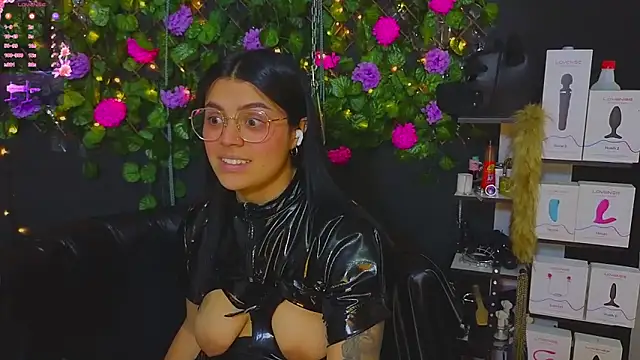 Sweett Mollyy online show from 25, 4, 2026