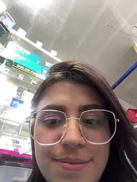 Sweett Mollyy online show from 5, 7, 2026