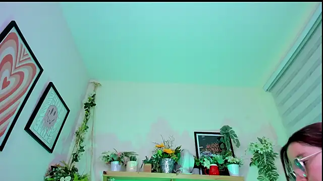 Fernanda   online show from 6, 3, 2026