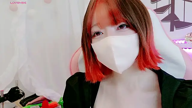 Snapshot of yuayua854 chatting on 8, 5, 2026 yuayua854 online show from 8, 5, 2026