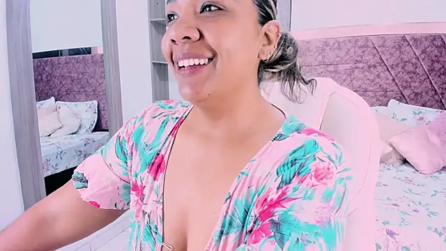  Lakshmi hotx online show from 14, 2, 2025