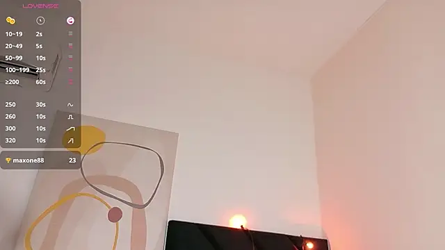 littleebluee online show from 4, 6, 2026
