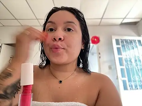 Snapshot of Pretty_Isadora chatting on 12, 3, 2025 Pretty Isadora online show from 12, 3, 2025