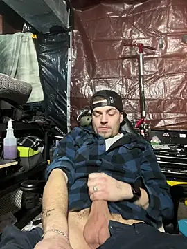 Snapshot of joeycbigcock chatting on 27, 1, 2025 joeycbigcock online show from 27, 1, 2025