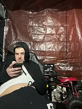 Snapshot of joeycbigcock chatting on 4, 2, 2025 joeycbigcock online show from 4, 2, 2025