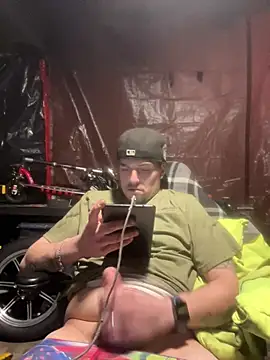 Snapshot of joeycbigcock chatting on 18, 3, 2025 joeycbigcock online show from 18, 3, 2025