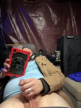 Snapshot of joeycbigcock chatting on 20, 11, 2025 joeycbigcock online show from 20, 11, 2025