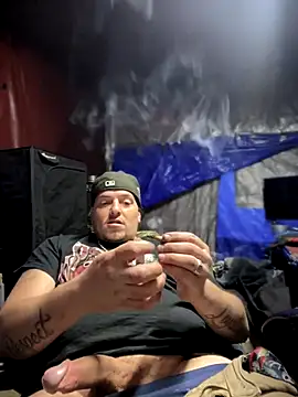 Snapshot of joeycbigcock chatting on 24, 11, 2025 joeycbigcock online show from 24, 11, 2025