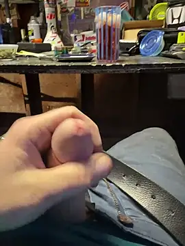 Snapshot of joeycbigcock chatting on 1, 2, 2026 joeycbigcock online show from 1, 2, 2026