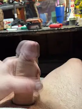 Snapshot of joeycbigcock chatting on 15, 2, 2026 joeycbigcock online show from 15, 2, 2026