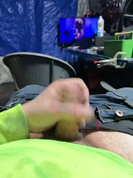 Snapshot of joeycbigcock chatting on 22, 2, 2026 joeycbigcock online show from 22, 2, 2026