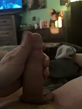 Snapshot of joeycbigcock chatting on 26, 2, 2026 joeycbigcock online show from 26, 2, 2026