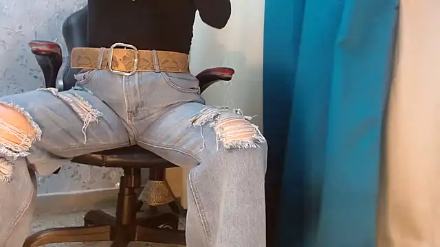 Samantabrown  online show from 19, 11, 2025