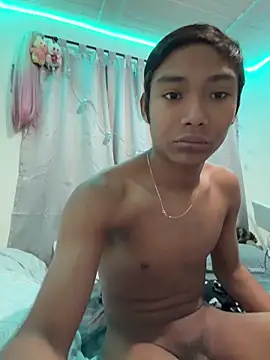 Snapshot of alejo_cute chatting on 14, 6, 2026 alejo cute online show from 14, 6, 2026