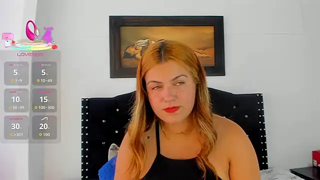 Snapshot of Alexandra_Torress chatting on 17, 12, 2025 Alexandra Torress online show from 17, 12, 2025