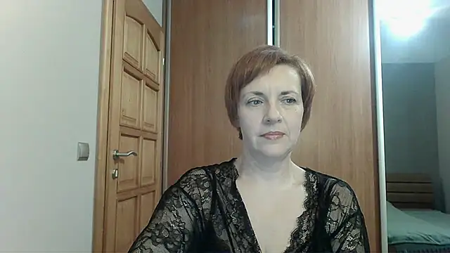 Snapshot of LoraLoraMay chatting on 5, 2, 2026 LoraLoraMay online show from 5, 2, 2026