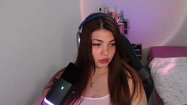 helengilmor online show from 27, 4, 2026