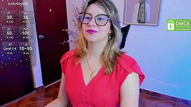 Chanelll Taylorr  online show from 18, 3, 2025