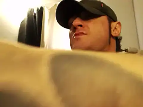 Snapshot of ballardbret chatting on 6, 3, 2025 ballardbret online show from 6, 3, 2025