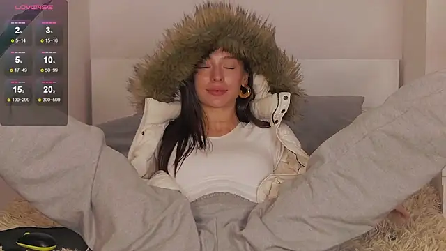 1Mercedes online show from 4, 12, 2024