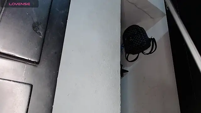 zoe max online show from 15, 9, 2025