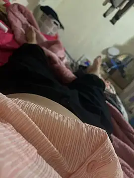 Milk Mom99 online show from 6, 12, 2024