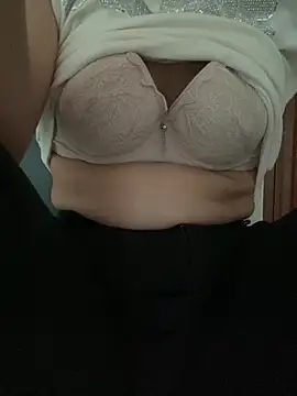 Milk Mom99 online show from 31, 7, 2026