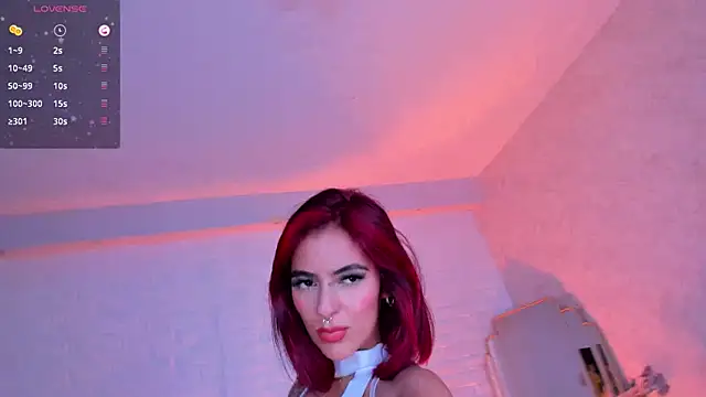 VictoriaMilan  online show from 17, 3, 2025