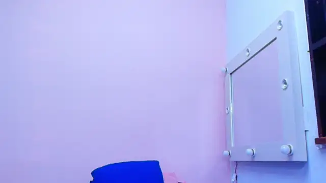 kendal rossi online show from 9, 9, 2025