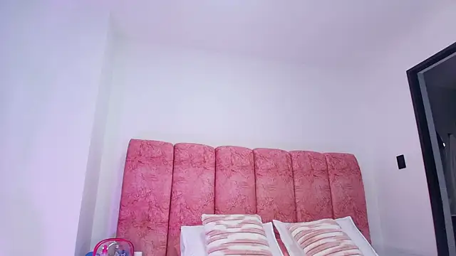 kendal rossi online show from 26, 11, 2025