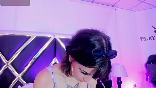 Snapshot of Naomi-Haruno chatting on 10, 1, 2025 Naomi-Haruno online show from 10, 1, 2025