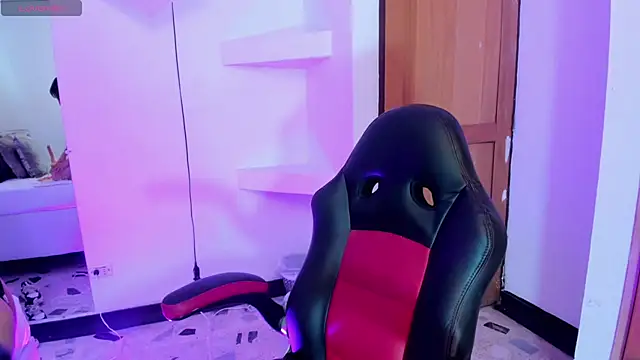 Snapshot of Naomi-Haruno chatting on 24, 1, 2025 Naomi-Haruno online show from 24, 1, 2025