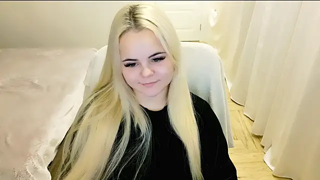 lovely-eyes online show from 6, 1, 2025