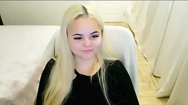 lovely-eyes online show from 18, 3, 2025