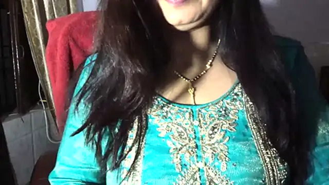 Snapshot of Gulaboo_bhabi chatting on 3, 6, 2026 Gulaboo bhabi online show from 3, 6, 2026