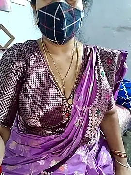 Snapshot of Rani_Darling_99 chatting on 4, 12, 2025 Rani Darling 99 online show from 4, 12, 2025