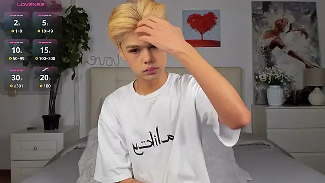 Snapshot of Felix_Rey chatting on 15, 2, 2025 Felix Rey online show from 15, 2, 2025