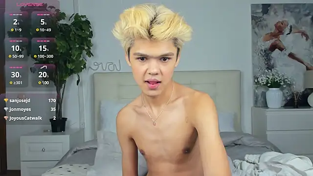 Snapshot of Felix_Rey chatting on 7, 3, 2025 Felix Rey online show from 7, 3, 2025