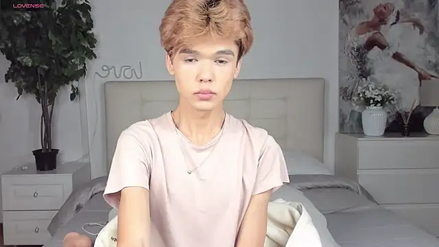 Snapshot of Felix_Rey chatting on 7, 10, 2025 Felix Rey online show from 7, 10, 2025