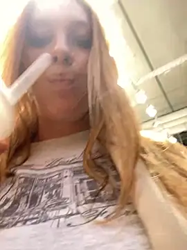 Snapshot of Sweet___Emily chatting on 10, 12, 2024 Sweet Emily online show from 10, 12, 2024