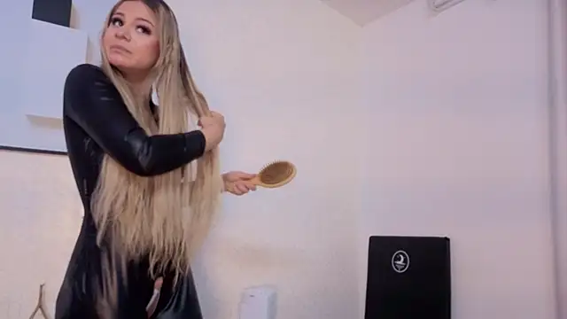 sky johnson online show from 17, 4, 2026