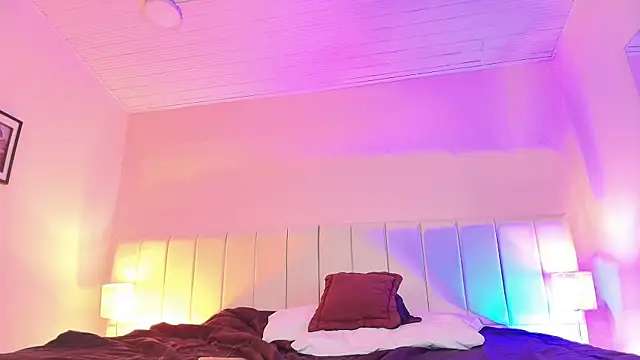 MorganaCrowley online show from 25, 2, 2025